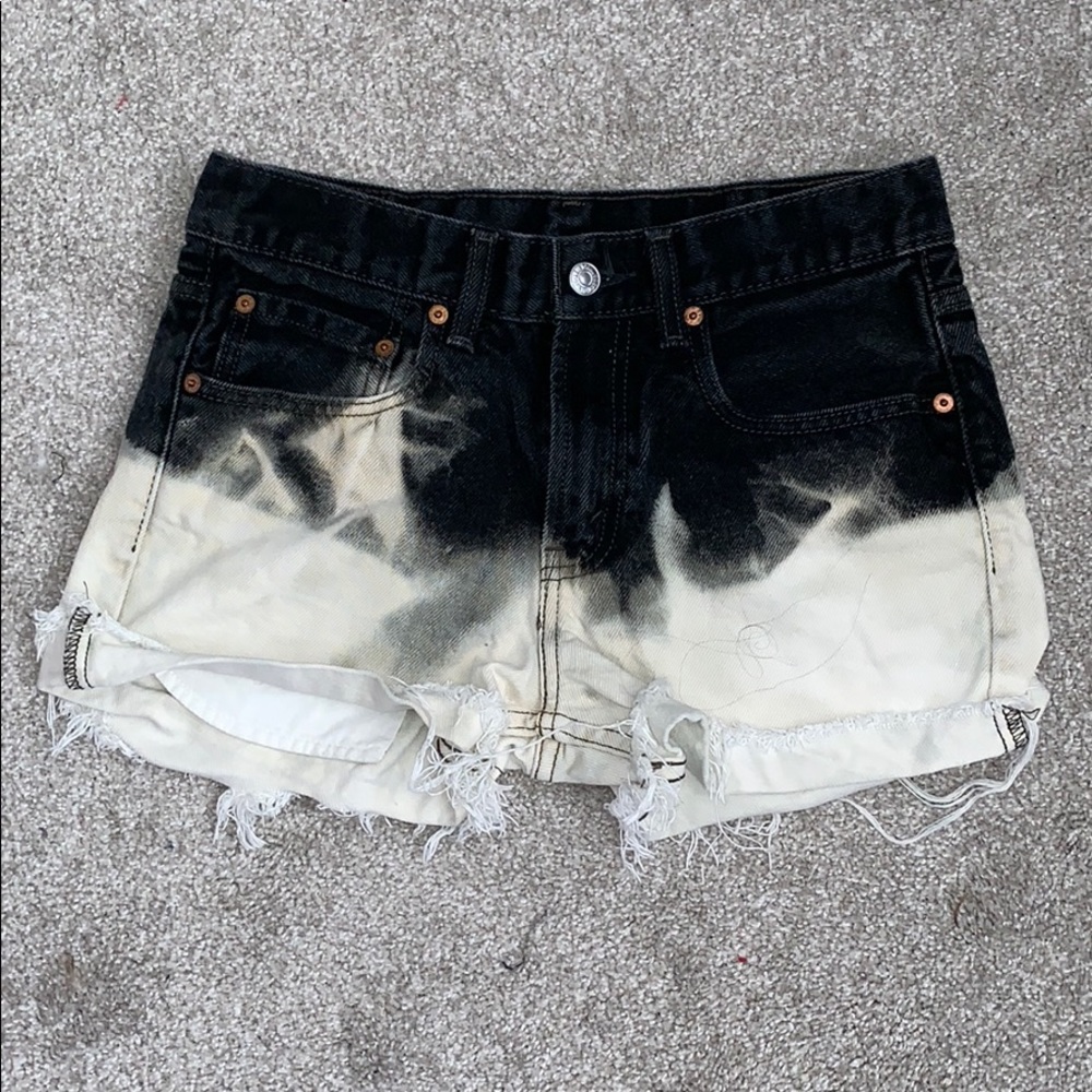 Levi’s 550 Shorts